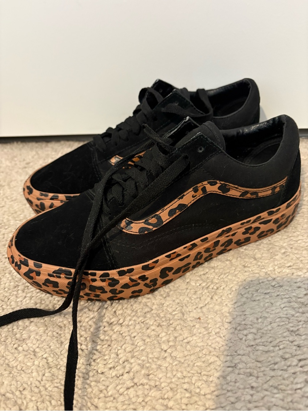 Vans Women's Black Sneakers with Leopard-Print - Picture 4 of 6